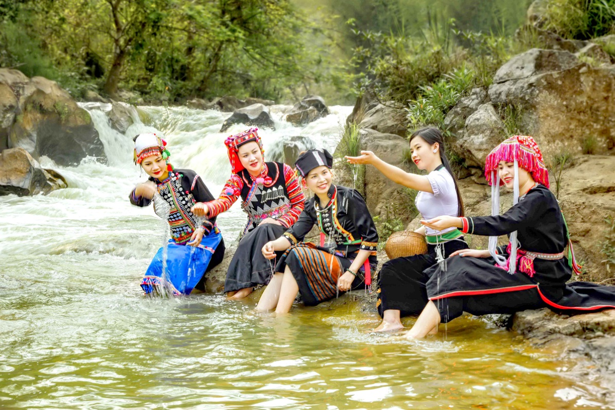 Thai ethnic people in Phieng Loi village
